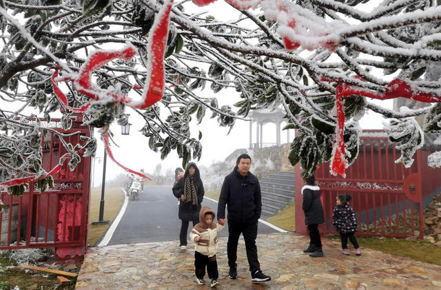 寒潮 强降温 雾凇景观 云海 游客 旅游