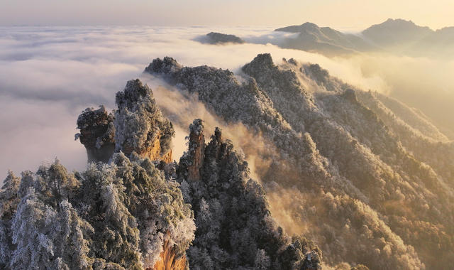 雪后 张家界 天子山 云雾