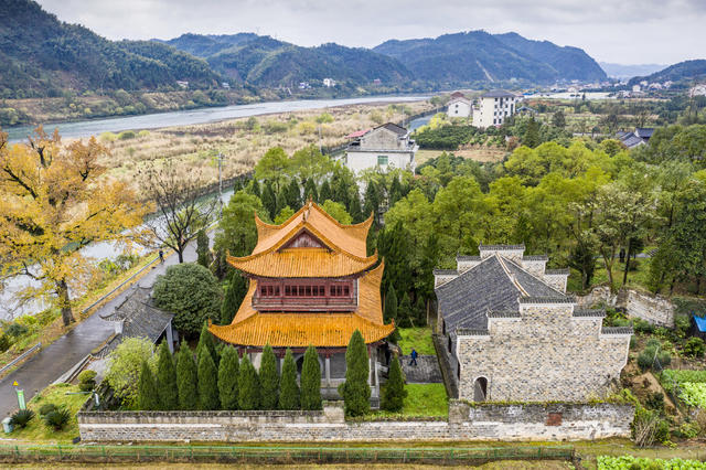 历史人物 陶澍 清乾隆 安化县小淹  陶家湾 翰林院 四川川东兵备道 山西按察使 布政使 福建按察使 安徽布政使 安徽巡抚江苏巡抚 两江总督 太子太保 
 陶文毅公