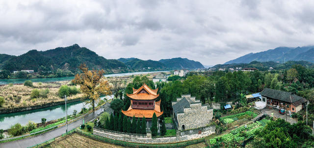 历史人物 陶澍 清乾隆 安化县小淹  陶家湾 翰林院 四川川东兵备道 山西按察使 布政使 福建按察使 安徽布政使 安徽巡抚江苏巡抚 两江总督 太子太保 
 陶文毅公