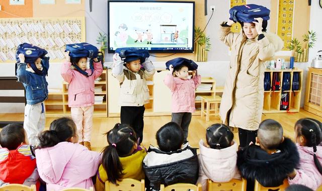 地震逃生演练 增强自救能力