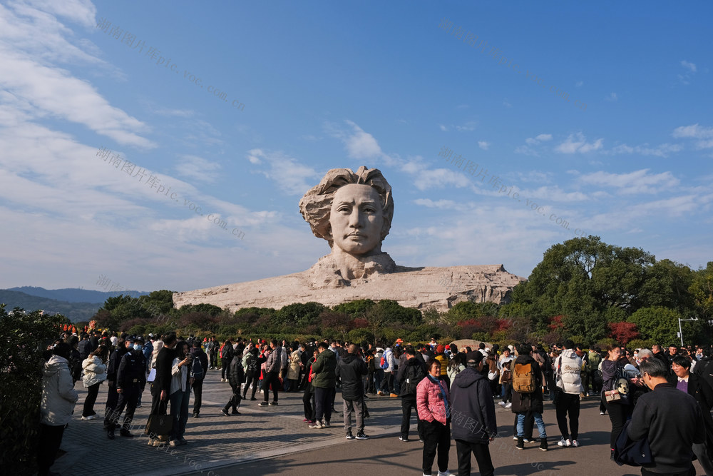 毛泽东同志诞辰130周年纪念日，毛泽东青年艺术雕像，橘子洲旅游区