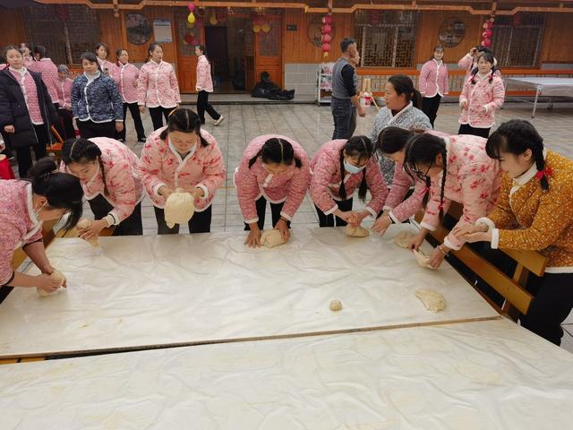 辞旧迎新 新年 民族习俗 土家族 打糍粑