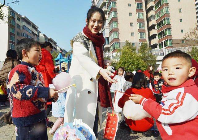 嘉禾：逛“庙会”  迎新年