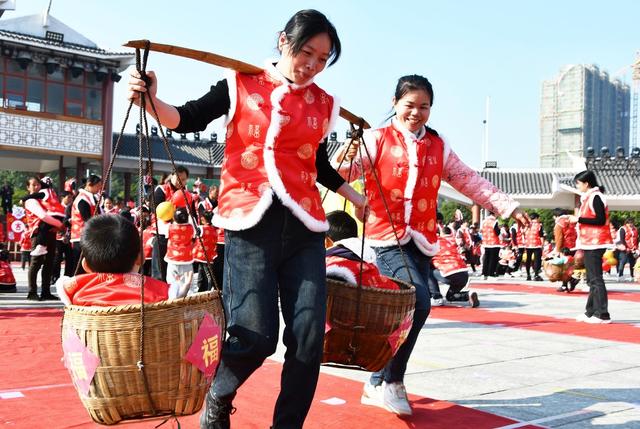  红红火火迎新年