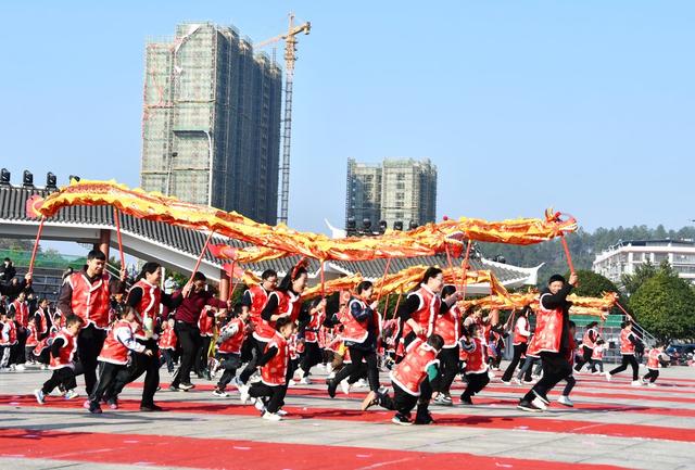  红红火火迎新年