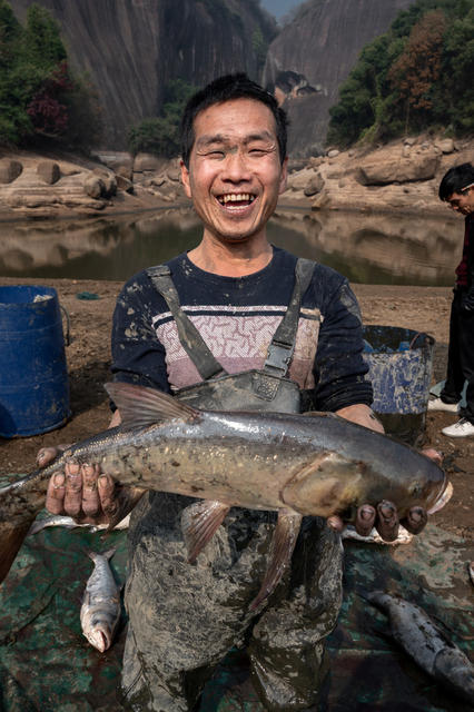 乡村 捕鱼