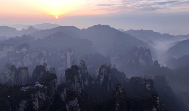 张家界  武陵源 黄石寨
