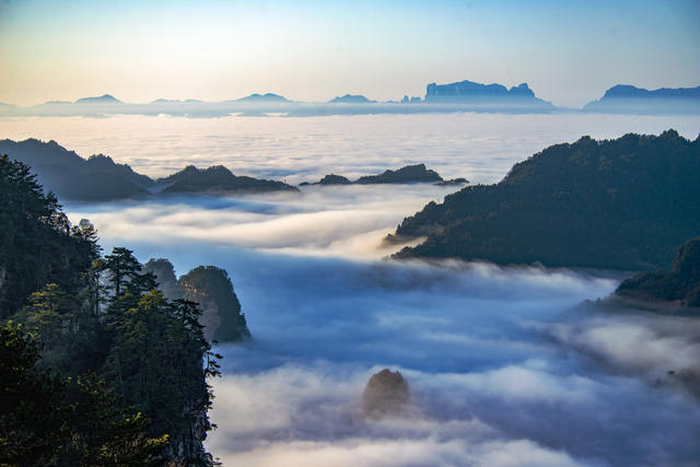 张家界 黄石寨 日出  云海