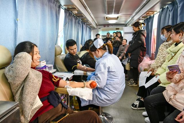 无偿献血 白衣天使