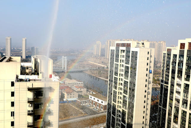 高层建筑灭火救援实战演习,举高喷射车,水注,消防,灭火,高层灭火,彩虹,消防平安彩虹
