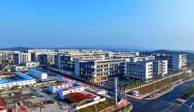 湖南  常宁  湘南纺织产业基地  施工现场