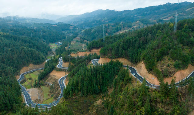 湖南 通道县
公路 新景 农村