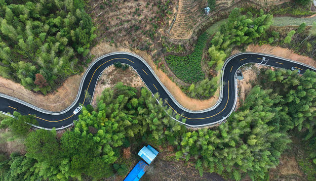 湖南 通道县
公路 新景 农村