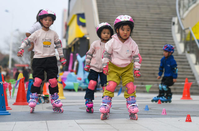 寒假  轮滑 快乐  道县