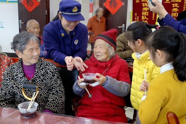消防 宣传 关爱 老人 腊八节 志愿服务 冬季防火