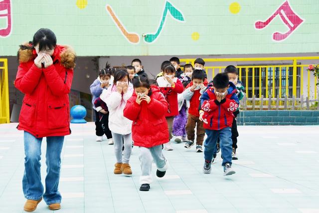  安全记心间  平安过寒假