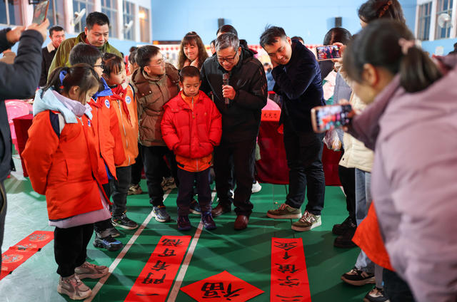 通道县
学生
春联
