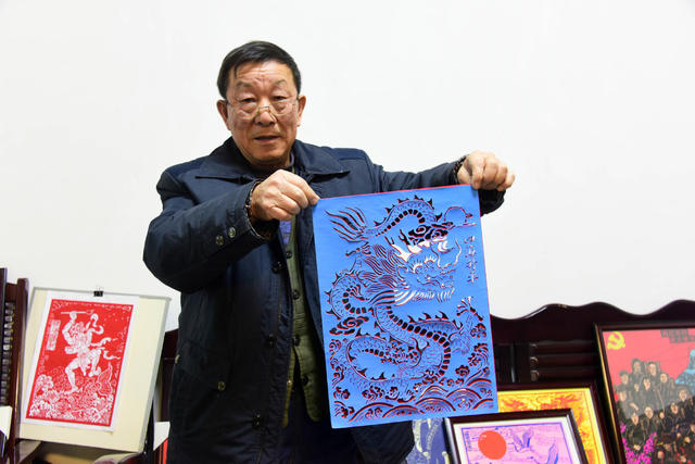 龙年春节  非物质文化遗产  非遗传承人  剪纸艺术  剪纸龙 