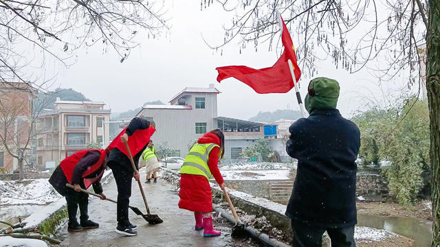 雪后防灾；民生；纪实；宁远县湾井镇