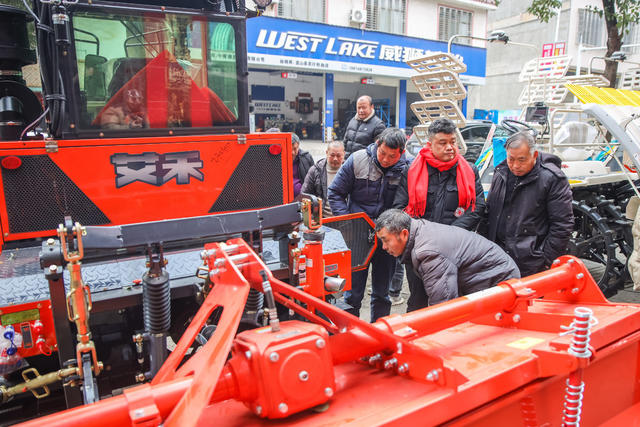 农机 年货 备耕 农业 机具