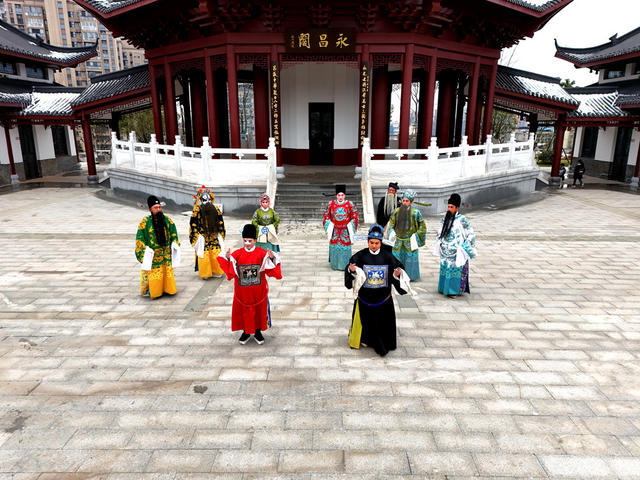 戏曲  文化  渔鼓  歌舞  表演  非遗  节日  春节  文化大餐  乐享 曲艺  公园   表演