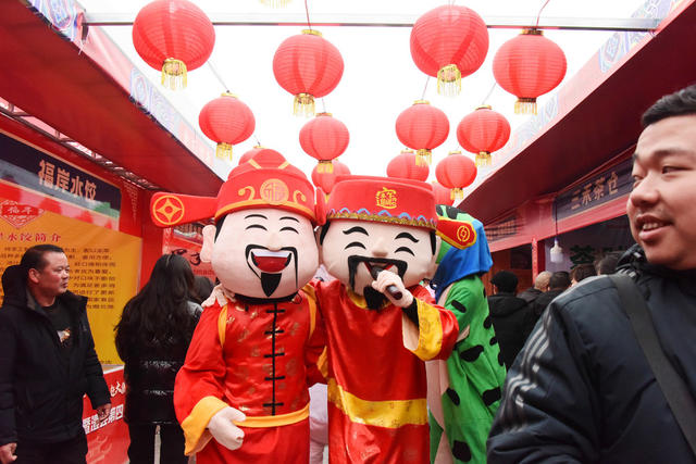 节日  春节  文庙  庙会  年货  文化活动  文化搭台  年货唱戏