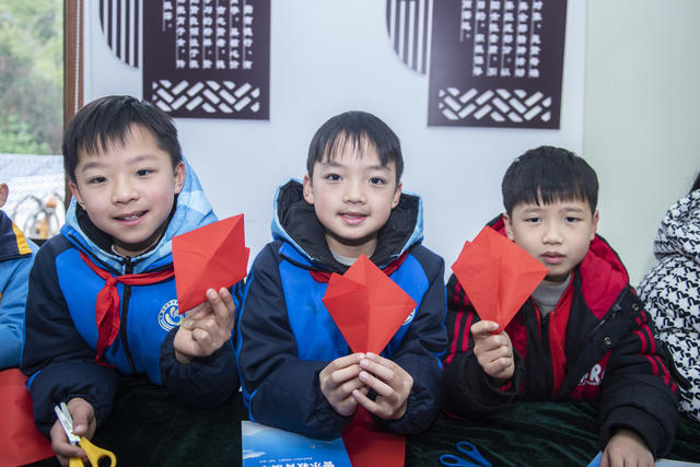 娄底 公益课堂 多彩暑假  孩子 贤母文化 家法家规 普法知识