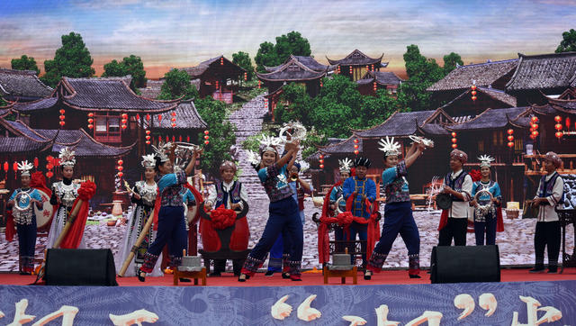 成为 豆腐 年味 群众 游客