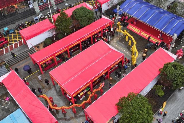 春节、集市、年味、年货市场、经济