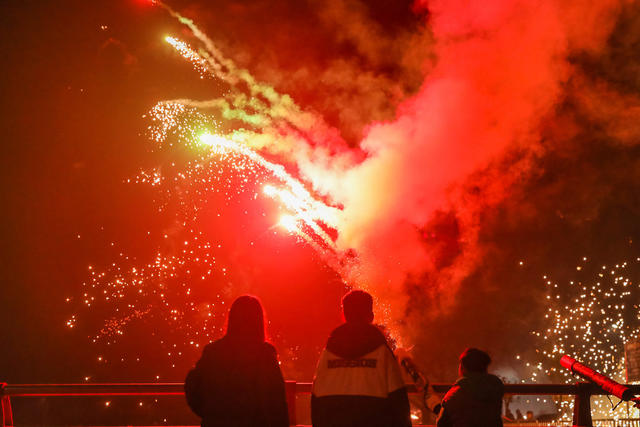 新春 烟花 迎新 春节 喜庆