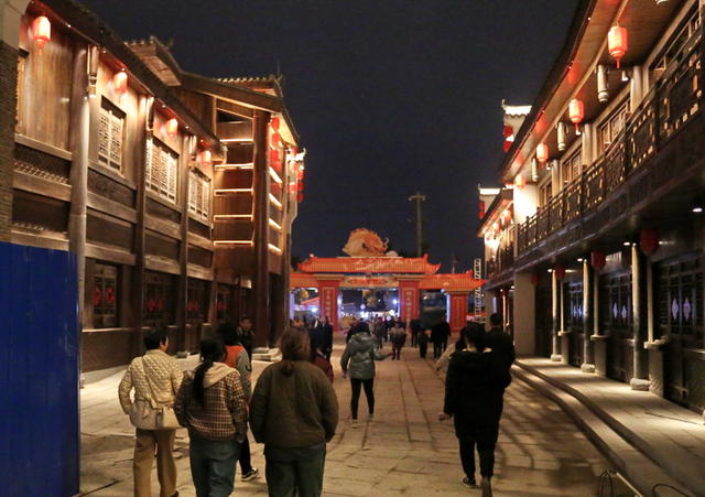 益阳囗明清口古城口游人口多