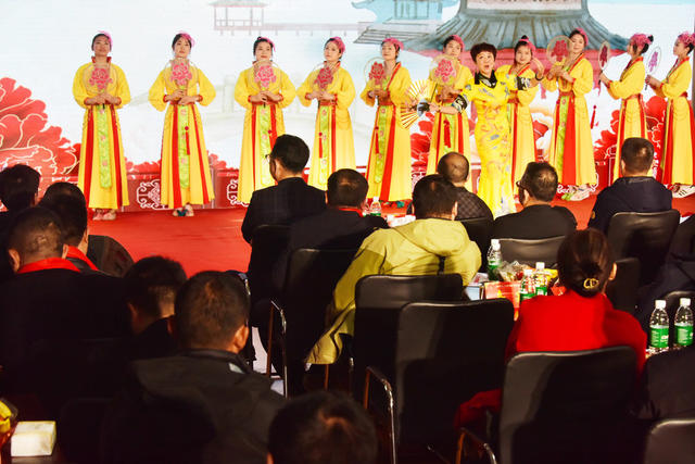 春节  乡贤  经济社会发展  资源优势  出谋划策  美好未来