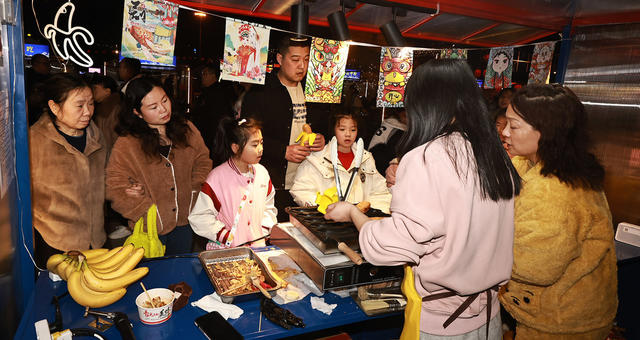 逛吃株洲神龙城庙会