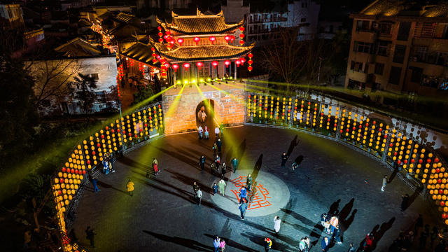 春节  夜景  古城  黔阳古城 
怀化洪江