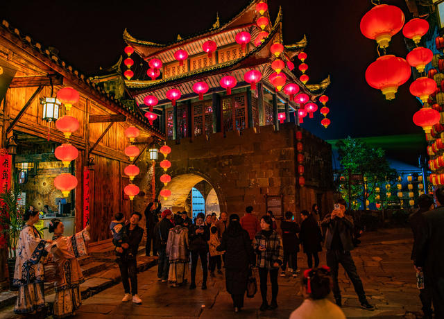 春节  夜景  古城  黔阳古城 
怀化洪江
