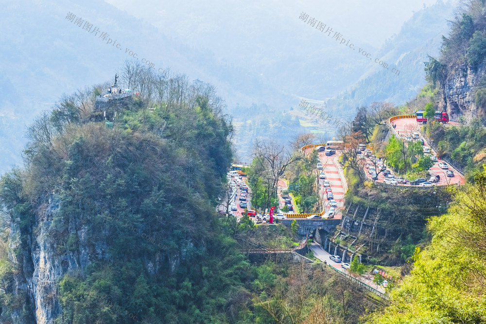 矮寨奇观  车流景观