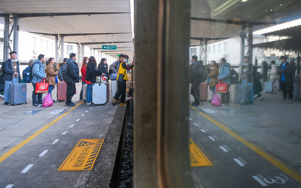 春运 
返程
铁路
客流
道县