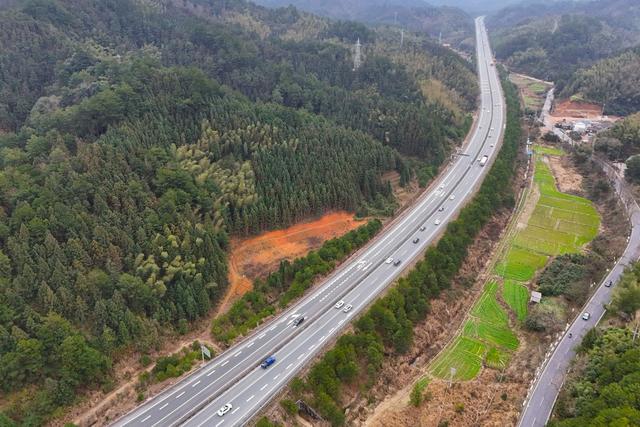 返程高峰、高速、春运、公路、交通
