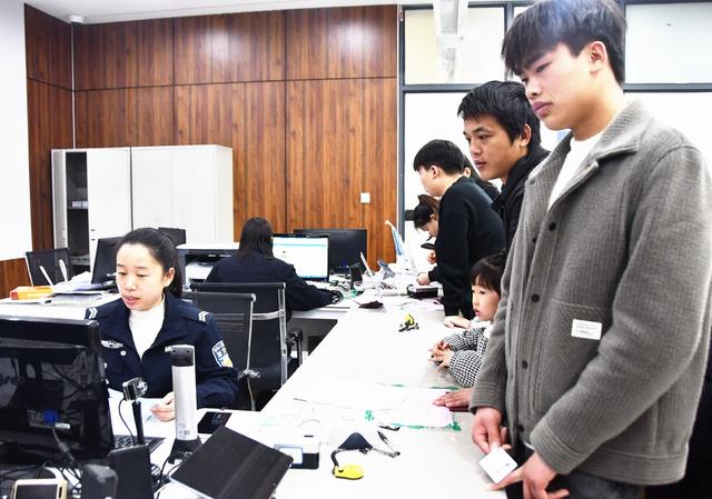 节后上班第一天  人到岗 心归位 