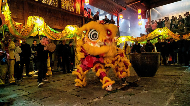 民俗  春节  年味  龙灯 舞龙  古街  
