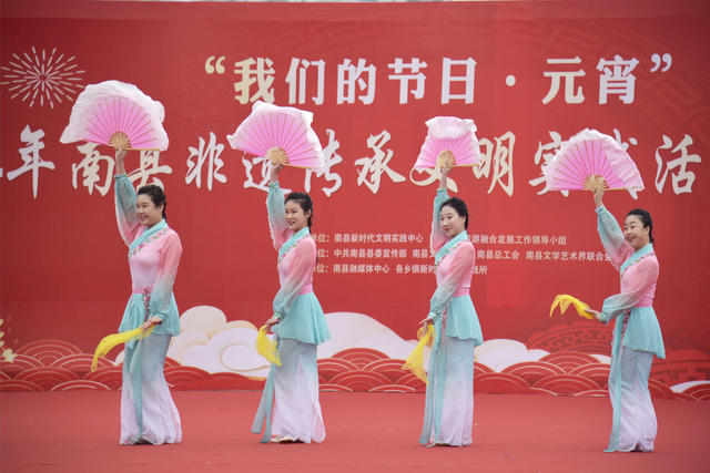 非遗  节目  新春  元宵   年味   过年  欢庆  演唱   表演  