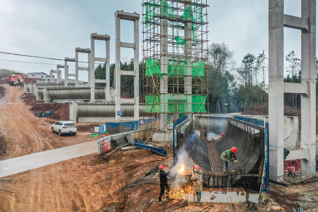 工程 建设 重点项目 施工 工人 水利