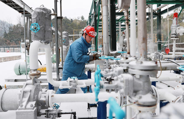 再战寒潮  安全生产