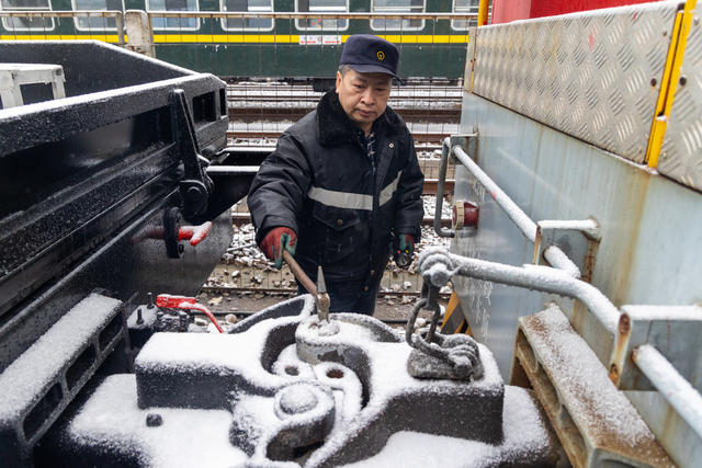 铁路 冰雪