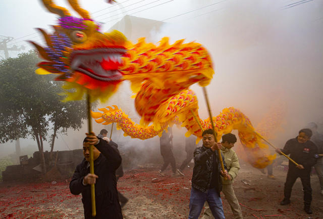 舞龙灯