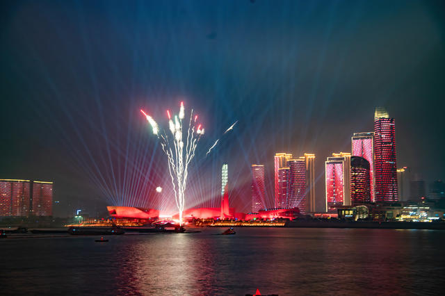 灯光秀  晚霞  春晚会场