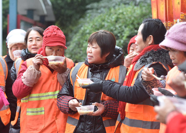 嘉禾：送汤圆 暖人心