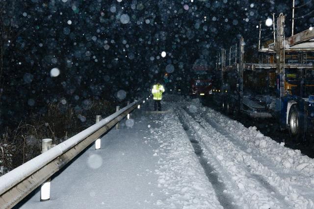 高速公路、冰、雪