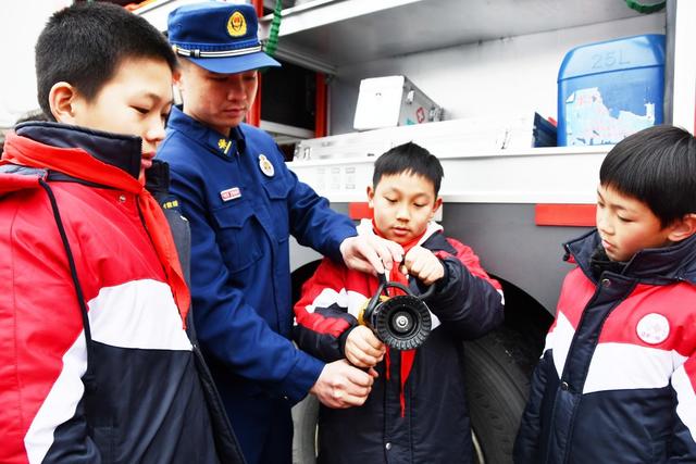 开学第一课 安全记心间 